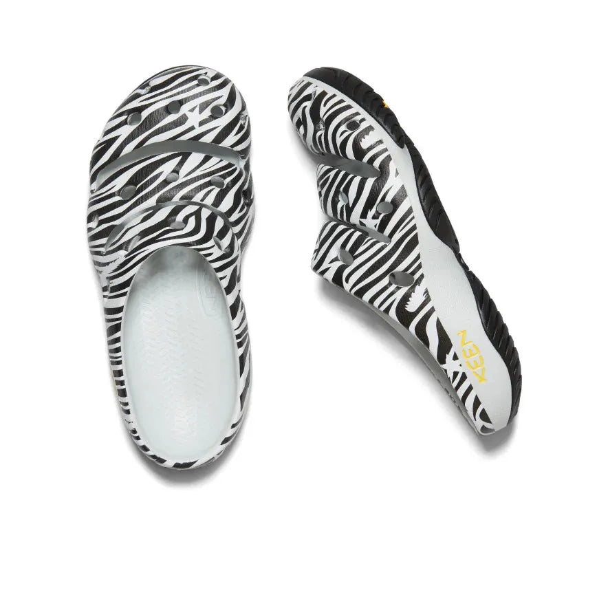 Chinelos femininos Keen Yogui Arts Atms Zebra Star Mix