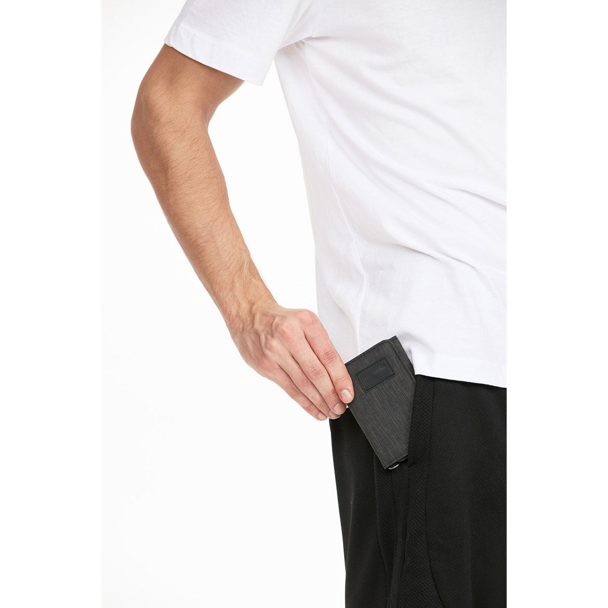 Pacsafe Rfidsafe Trifold Wallet Carbon