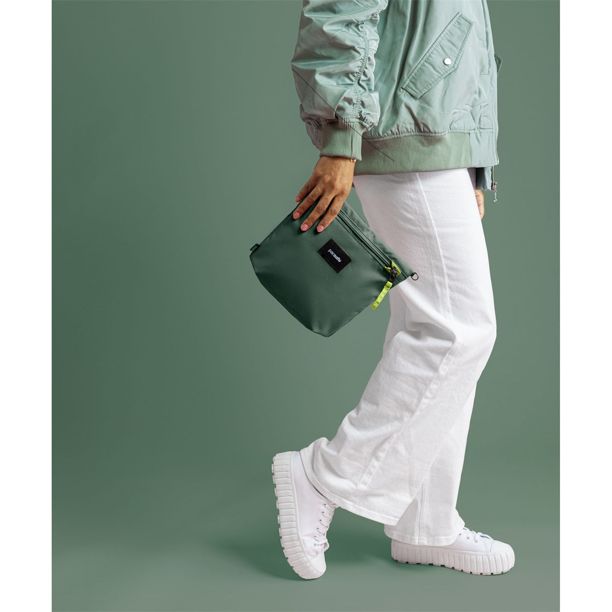 Pacsafe Go Crossbody Pouch Spruce Green