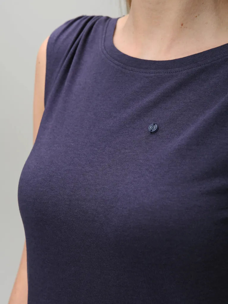 Lúb gúna na mban asanura dorcha gorm l