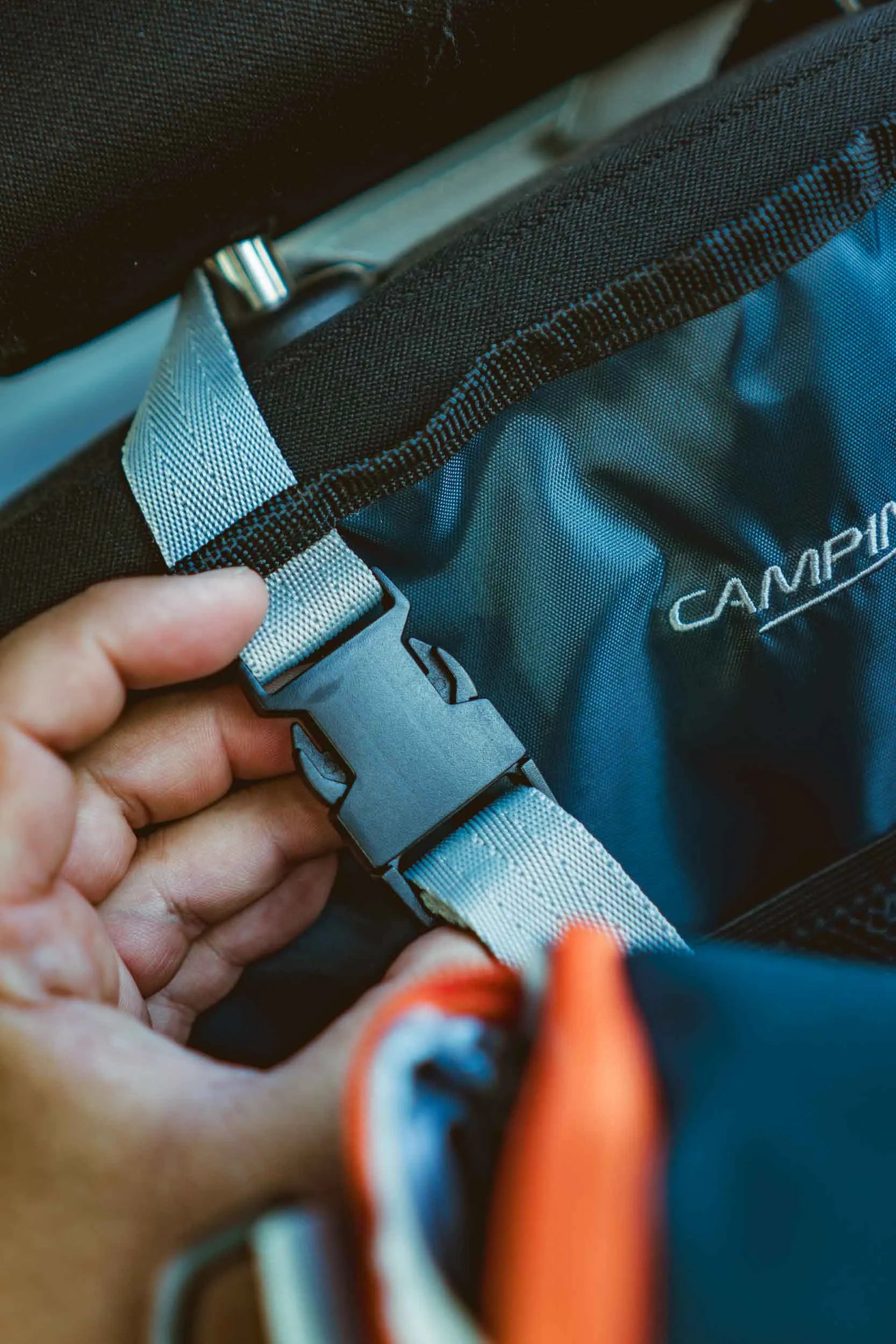 Mála carr suíochán cairr trópaiceach Campingaz gorm