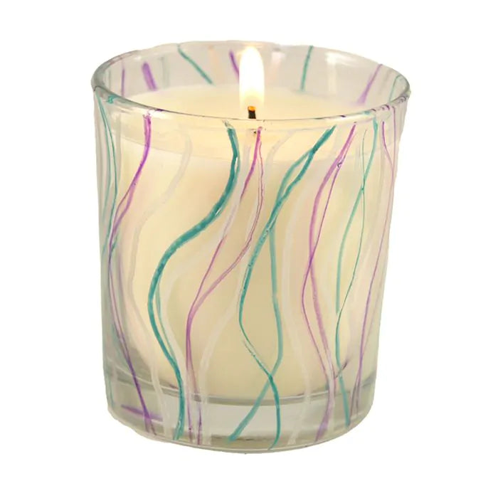 Bougie parfumée à la vanille artisanale dans un verre