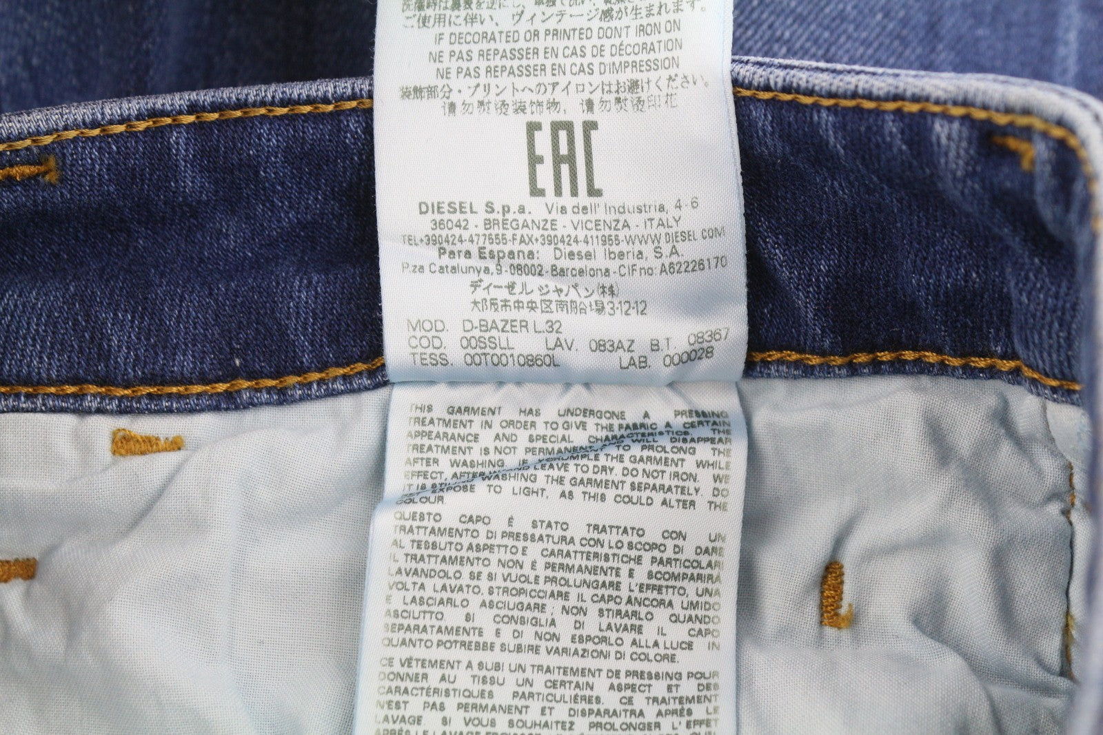 Diesel D-bazer 083az Férfi Jeansblue Faded Distress Tapered Stretch
