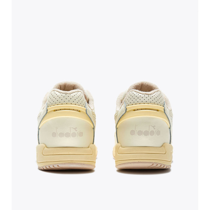 Diadora Sneakers för kvinnor