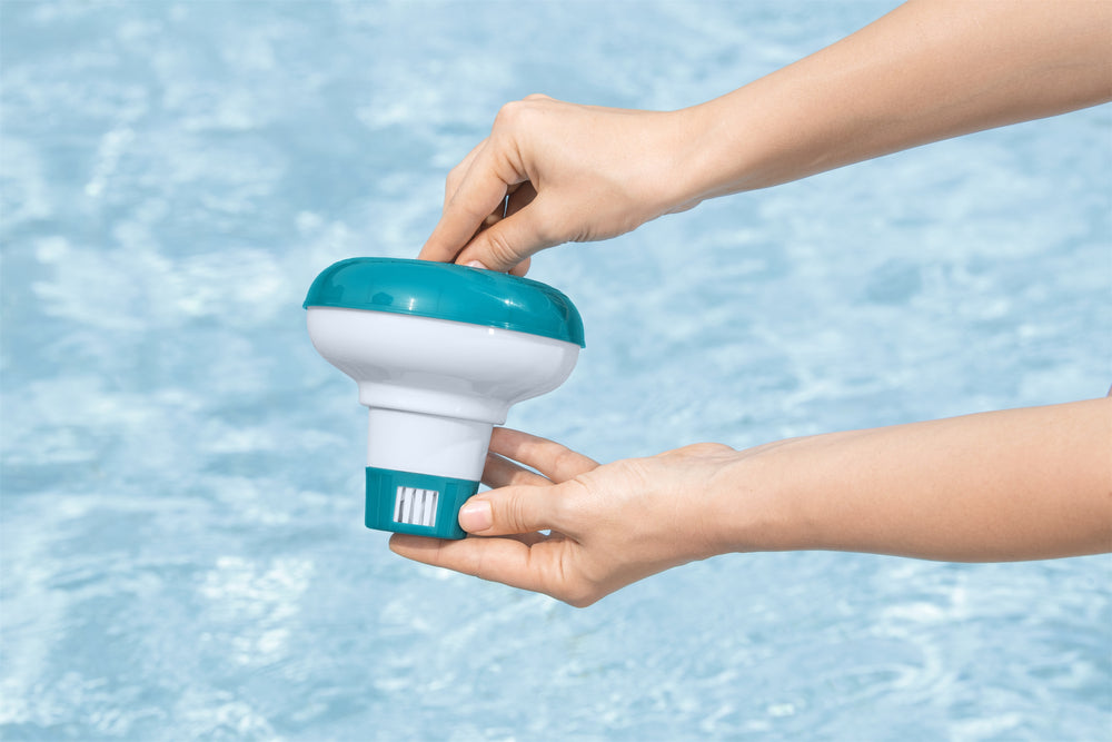 Small Float Bestway 58210 Pool Chemicals Dispenser