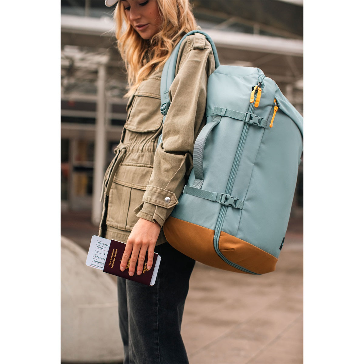 Pacsafe Go Carry-on Backpack 44 L Fresh Mint