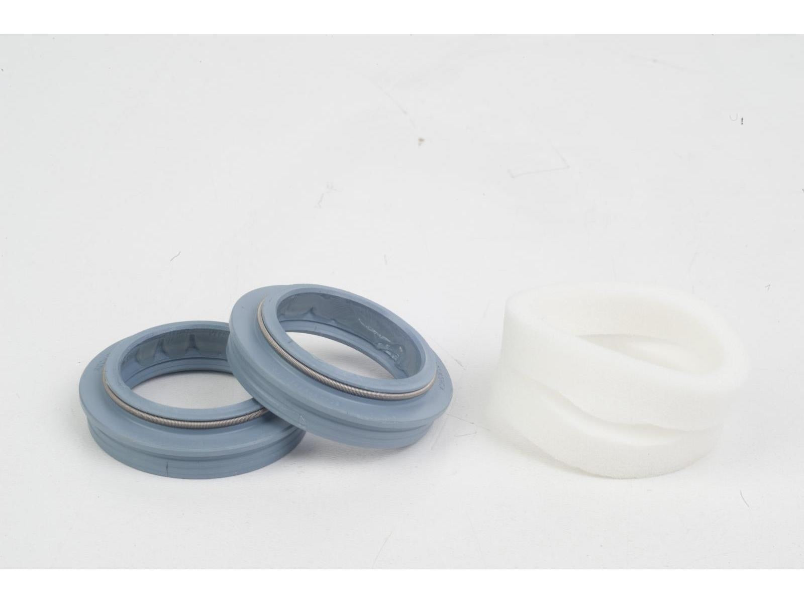 Rockshox Fork Dust Wiper Kit - 32mm Grey (includes Flanged Dust Wipers & 10mm Foam Rings) - Revelation/argyle
