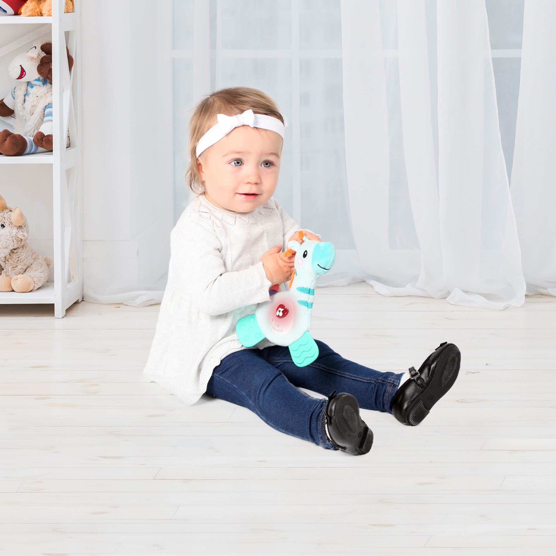 Sioráf Plush Soothing Le Fuaimeanna