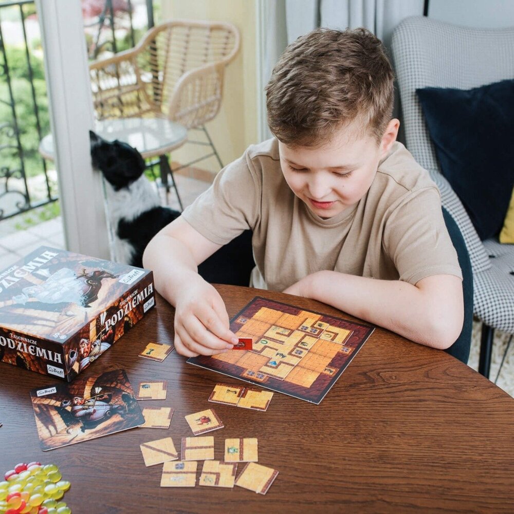 Game Tajemnicze Podziemia Trefl 02305