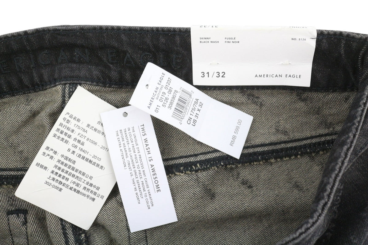 American Eagle Outfitters Skinny Black Wash HerrenjeansAllover-Logo
