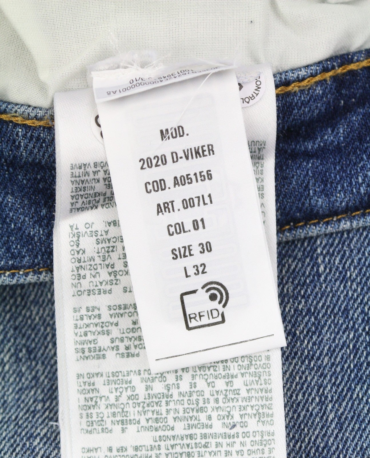 Diesel 2020 D-viker 007l1 Férfi Jeansregular Fit egyenes láb Rrp352