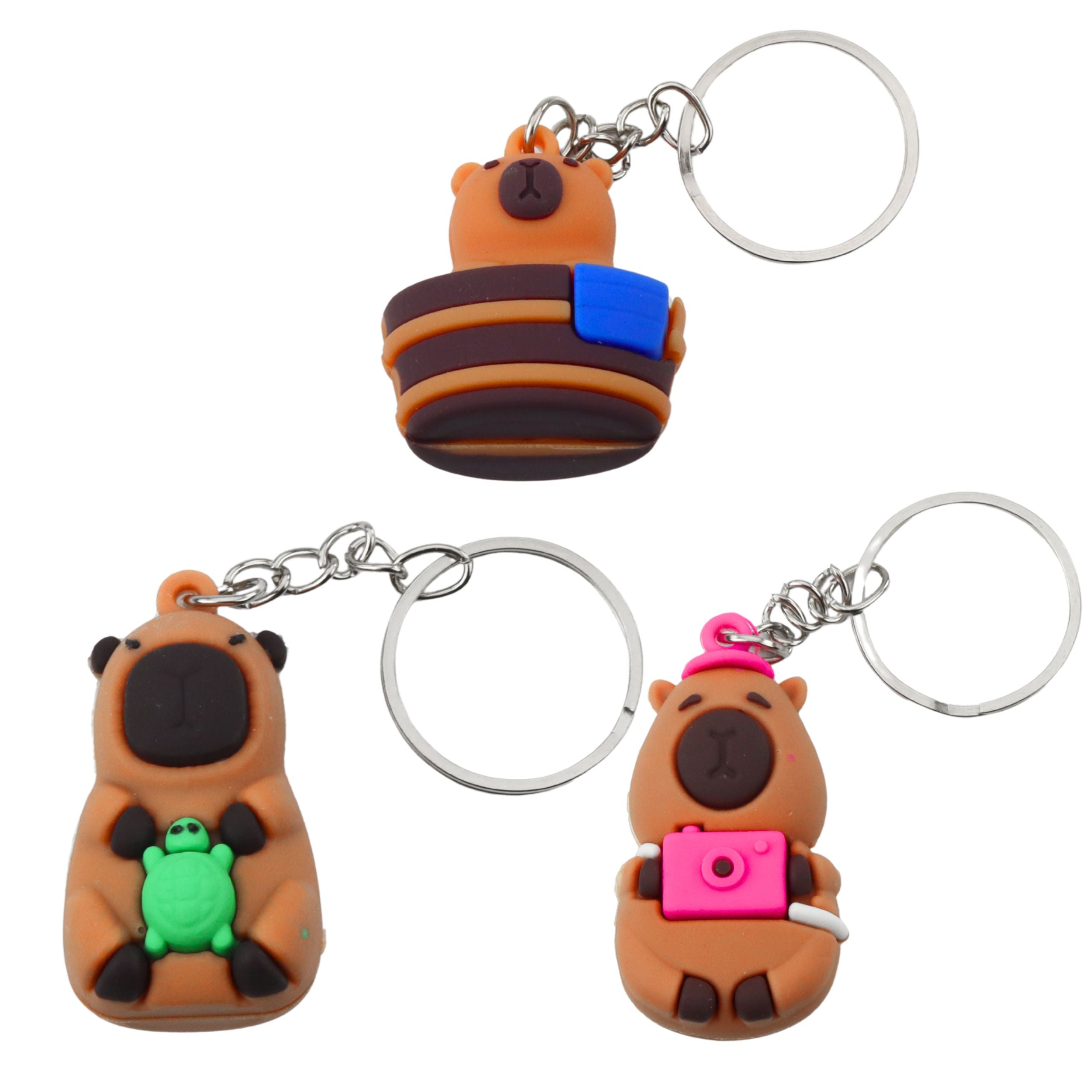 Capybara Keychain Pendant With Turtle Camera In Bathtub Circle Mix