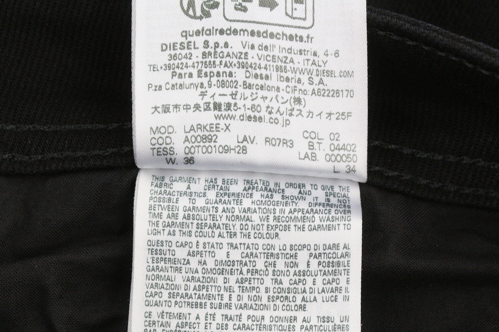 Diesel 1985 Larkee R07r3 Men Jeansregular Fit Straight Leg Mid Waist