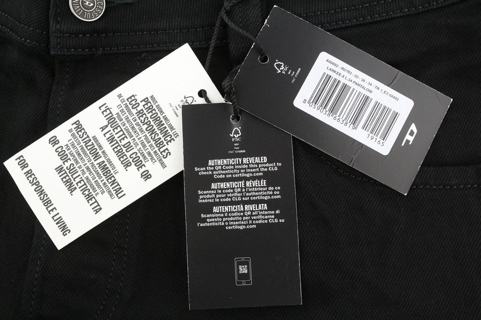 Diesel 1985 Larkee R07r3 Men Jeansregular Fit Straight Leg Mid Waist