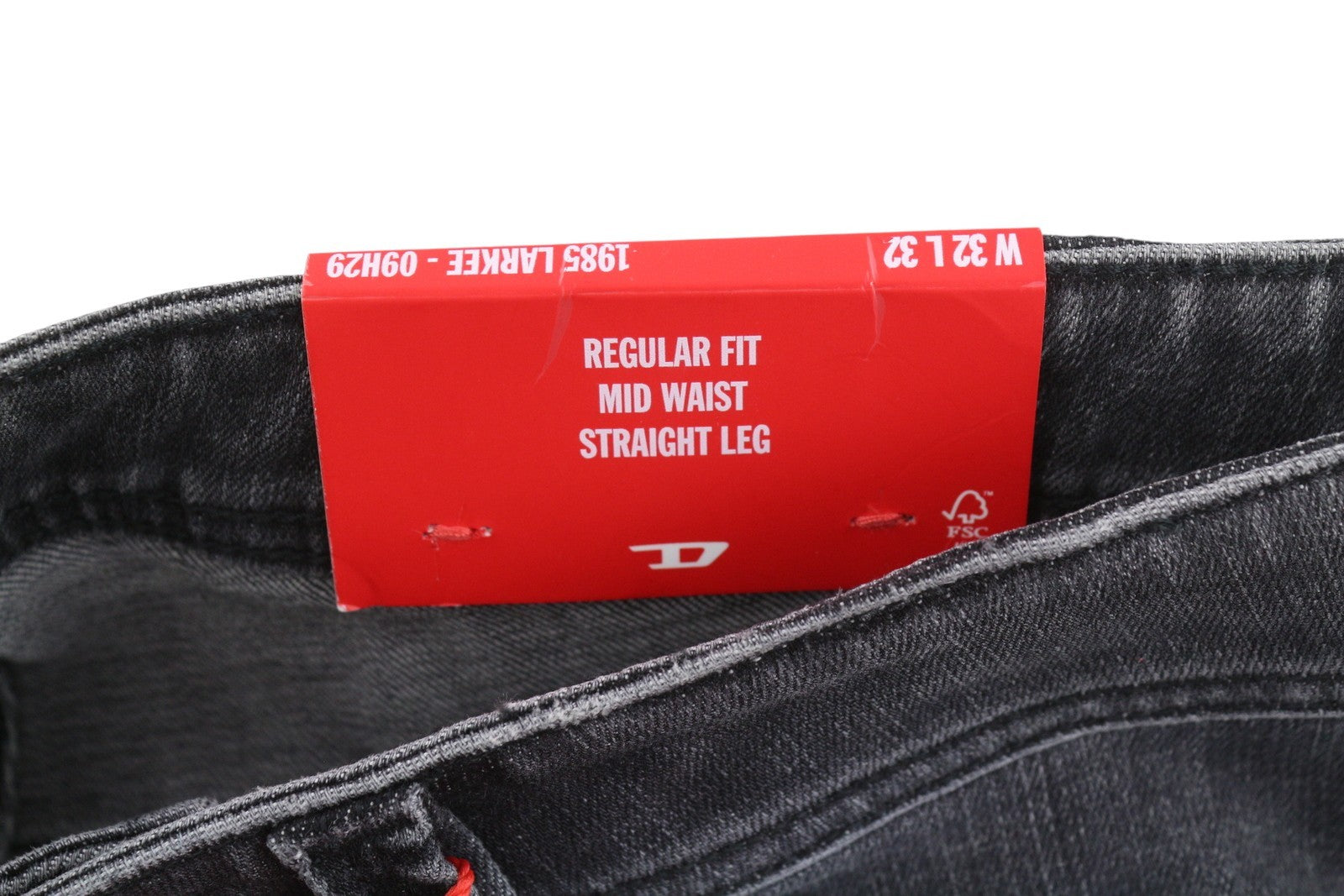 Diesel 1985 Larkee 09h29 Men Jeansblack Faded Regular Straight Fit