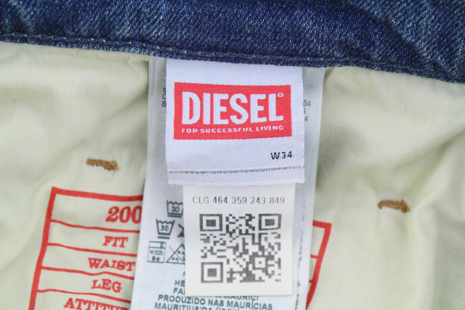Diesel 2001 D-macro 0clbb Men Jeansblue Relaxed Fit Wide Leg Low Rrp195