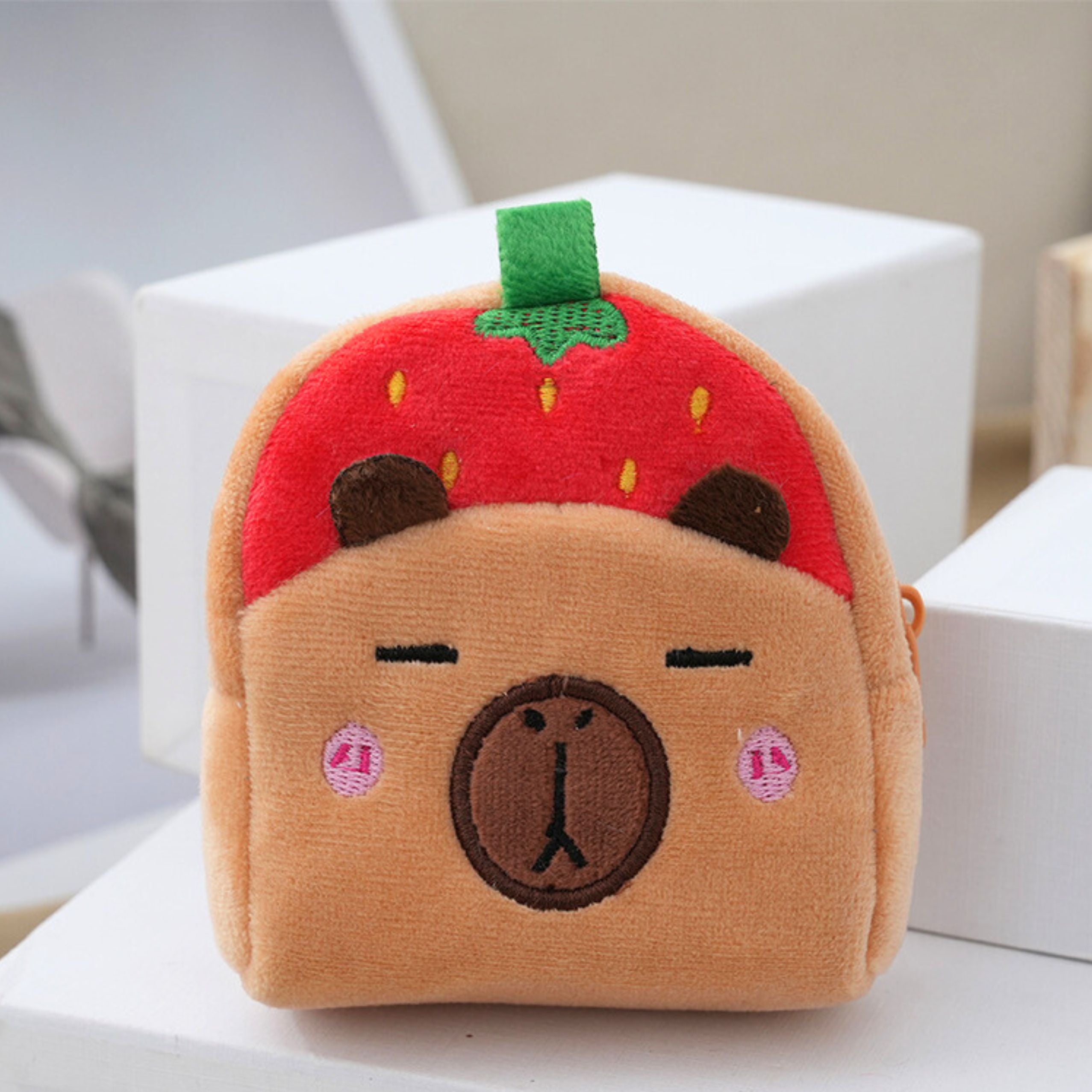 Plush Wallet With Keychain Capybara Strawberry Red 9.5 X 8 Cm