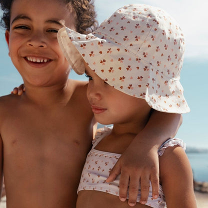 Plážová čiapka Swim Essentials – béžová – útulné srdce