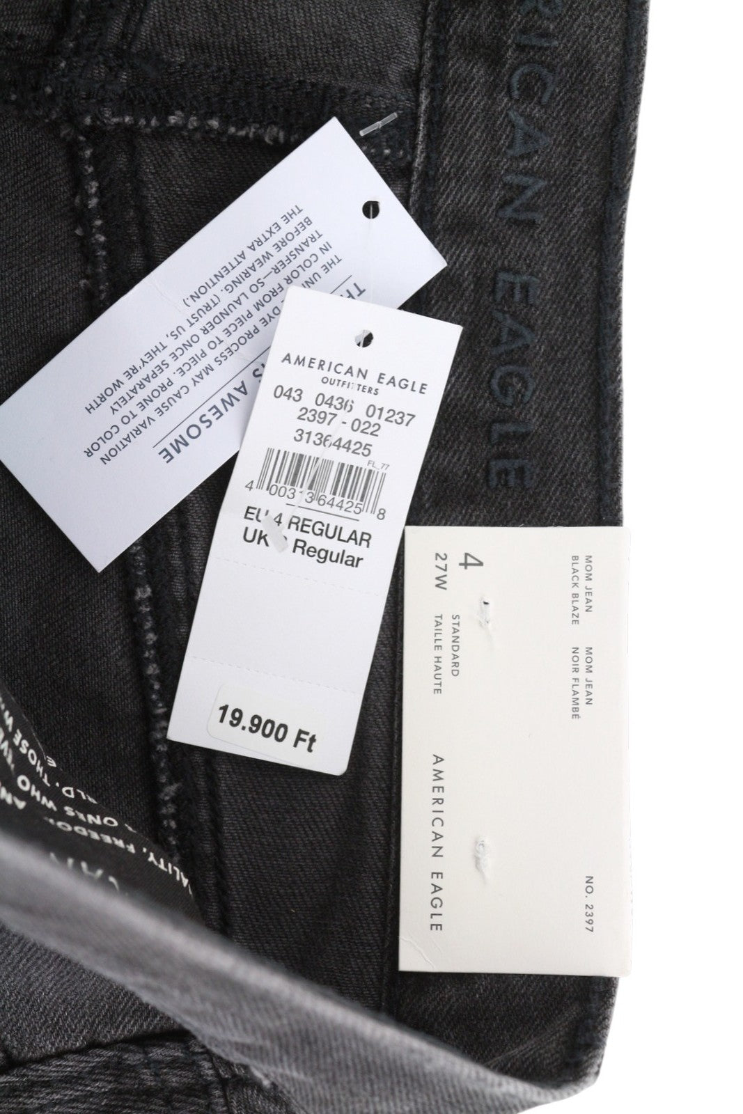 Jeans Mom Black Blaze