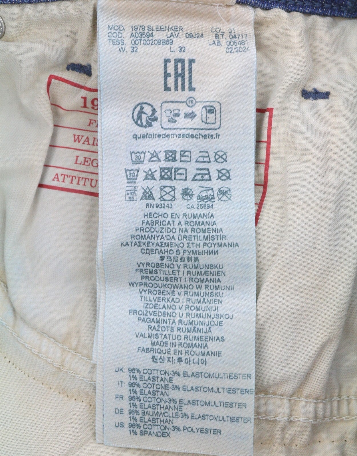 Diesel 1979 Sleenker 09j24 Jeans bleu délavé maigre taille basse Rrp250