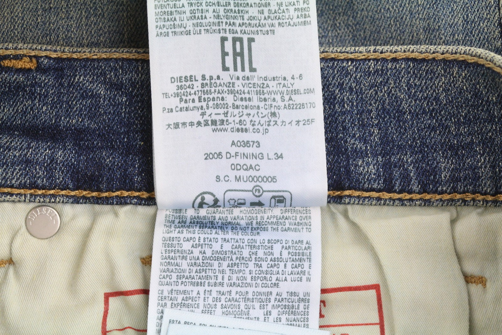 Diesel 2005 D-fining 0dqac herr jeansblå blekt Regular tapered Rrp195