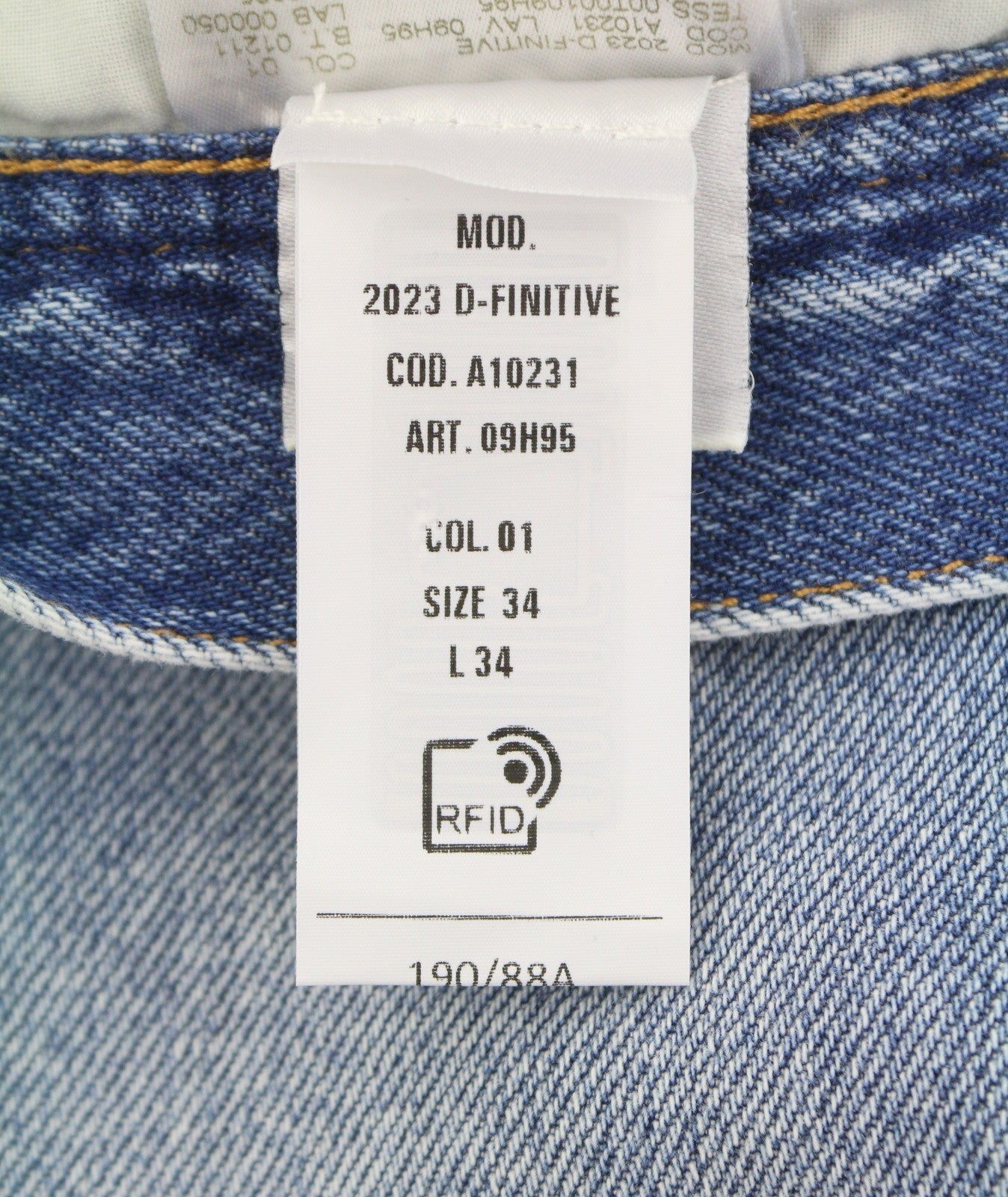 Diesel 2003 D-finitive 09h95 Blugi pentru bărbați, albastru, obișnuit, croire conică Rrp195