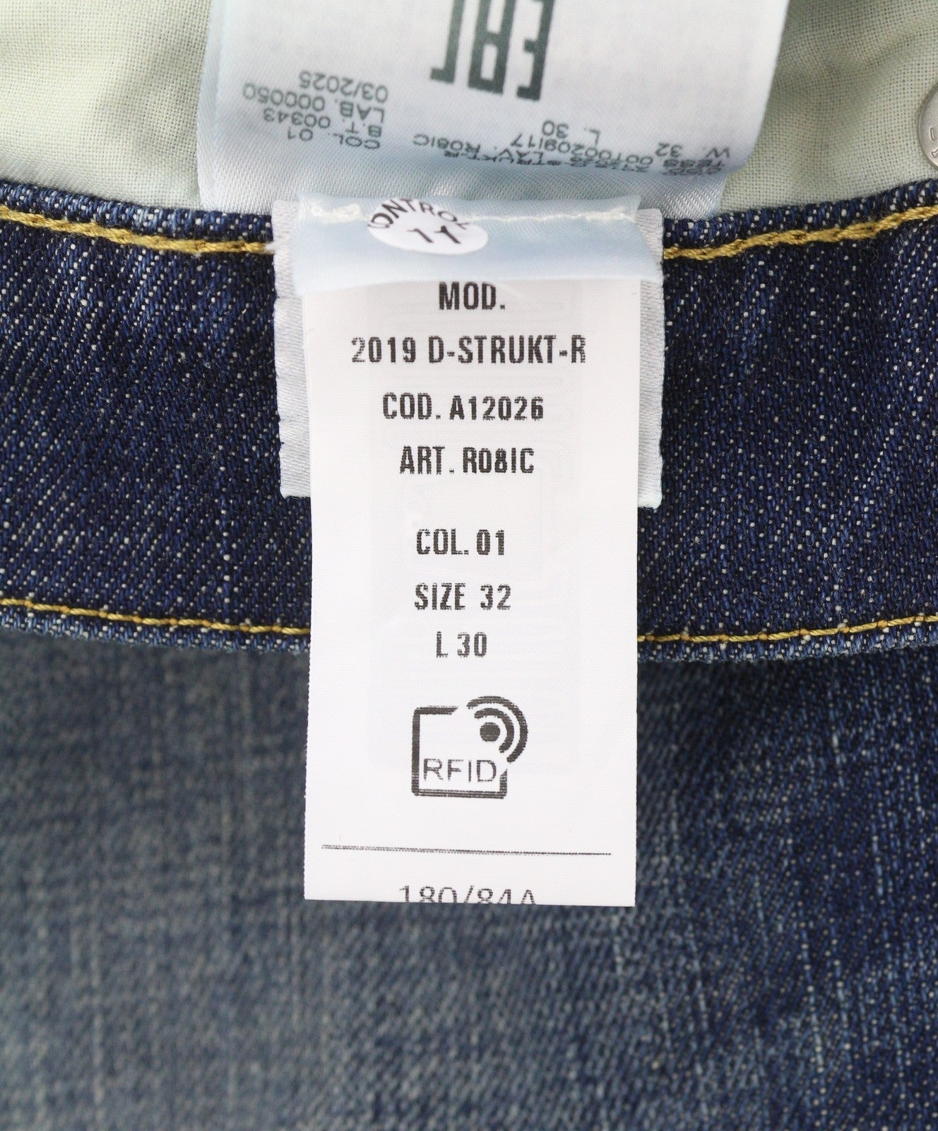 Diesel 2019 D-strukt-r R08ic Pánské Jeansblue Whiskers Faded Slim Rrp195