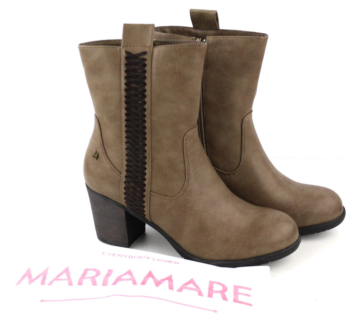 Scarpe sintetiche marroni