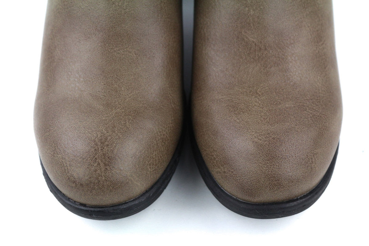 Scarpe sintetiche marroni
