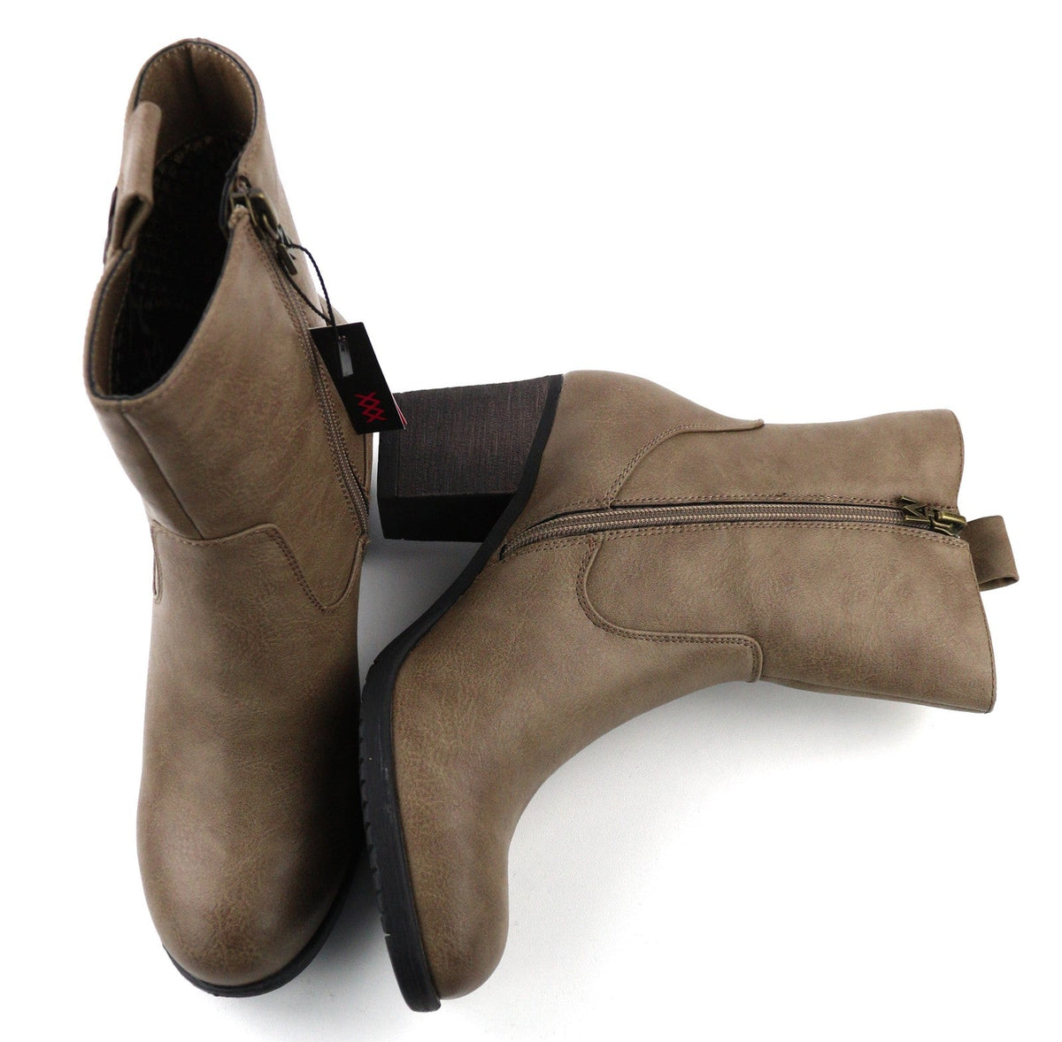 Scarpe sintetiche marroni