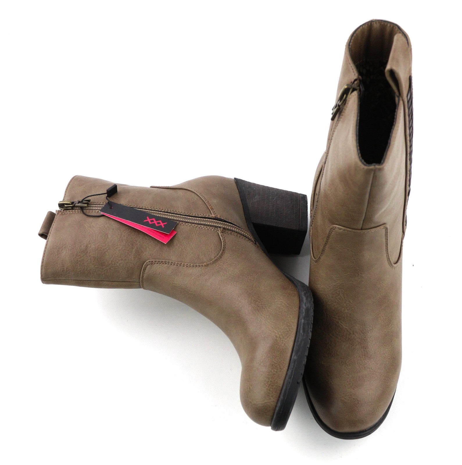 Scarpe sintetiche marroni