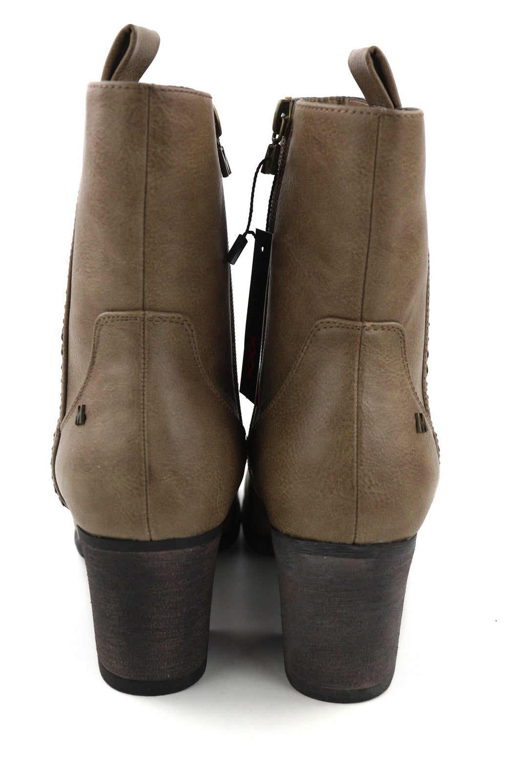 Scarpe sintetiche marroni