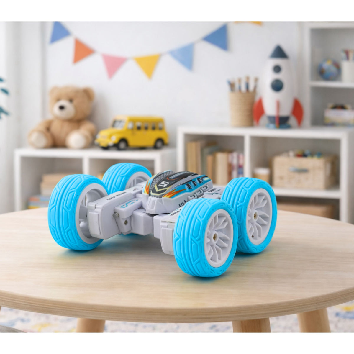 Remote Controlled Acrobatic Off-road Car 360° Blue 1:32
