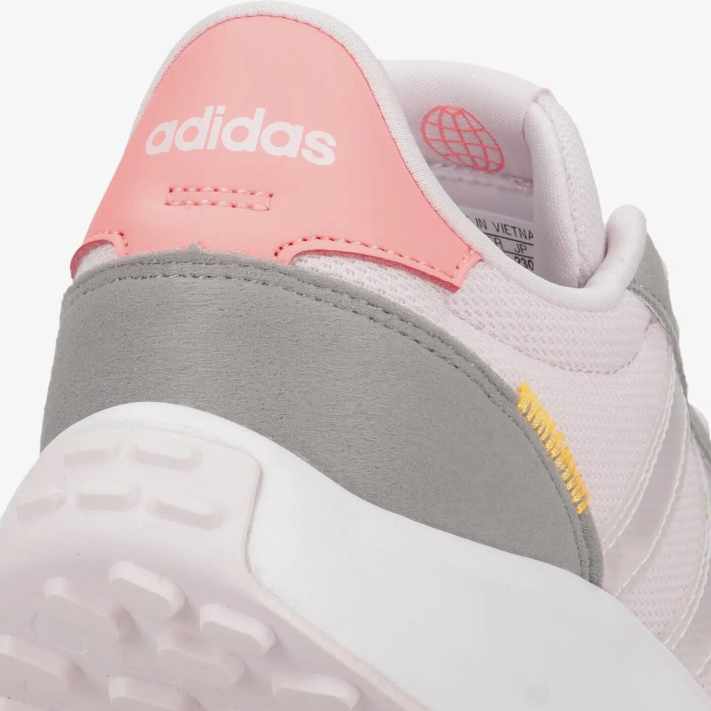 Sneakers Retro Adidas 70s - Méid 39 1/3 - Dearadh íocónach