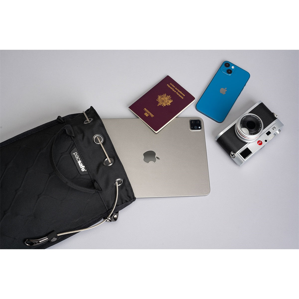 Pacsafe Travelsafe 5l Gii Portable Safe Black