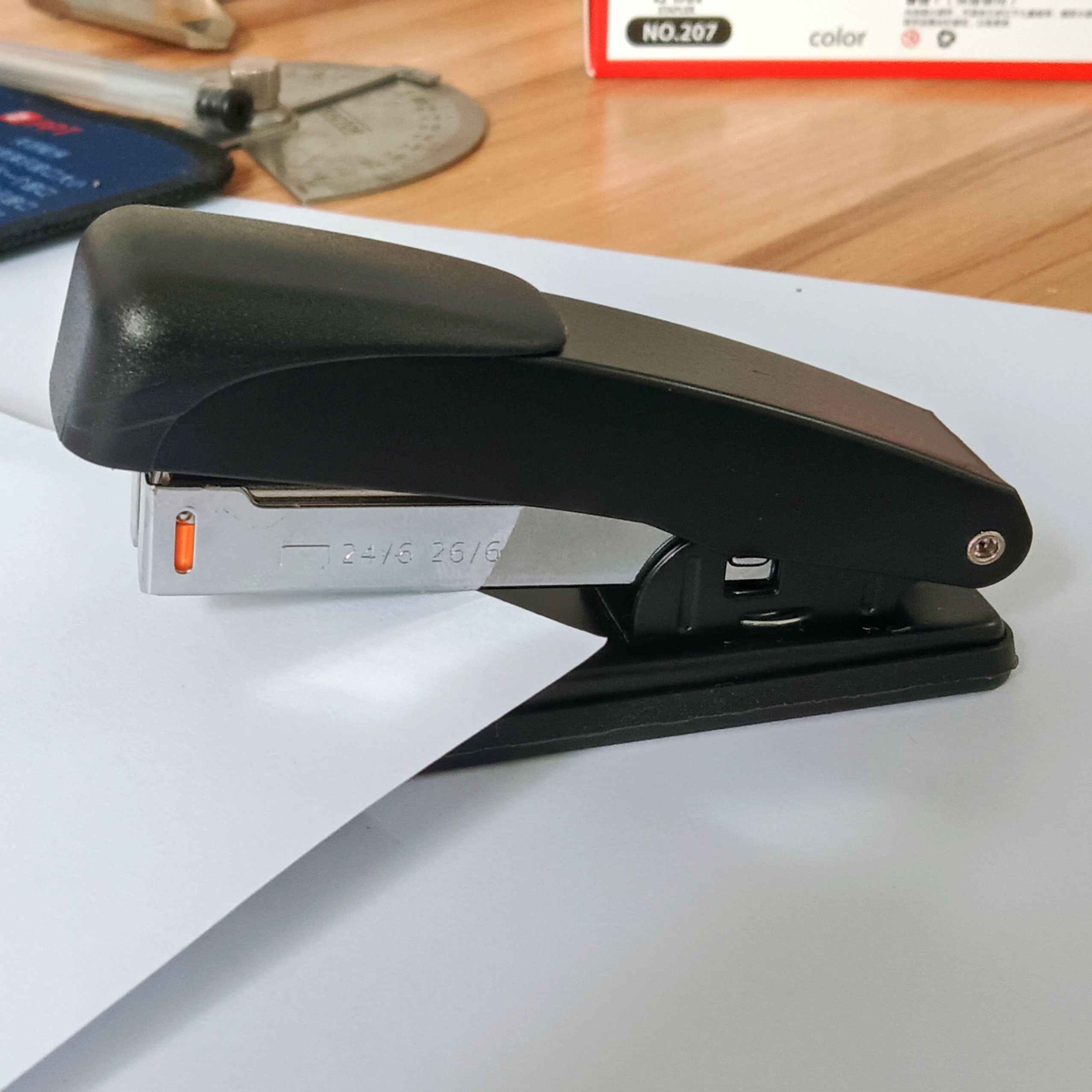 Classic Office School Stapler Black Staples 50mm 24/6 26/6