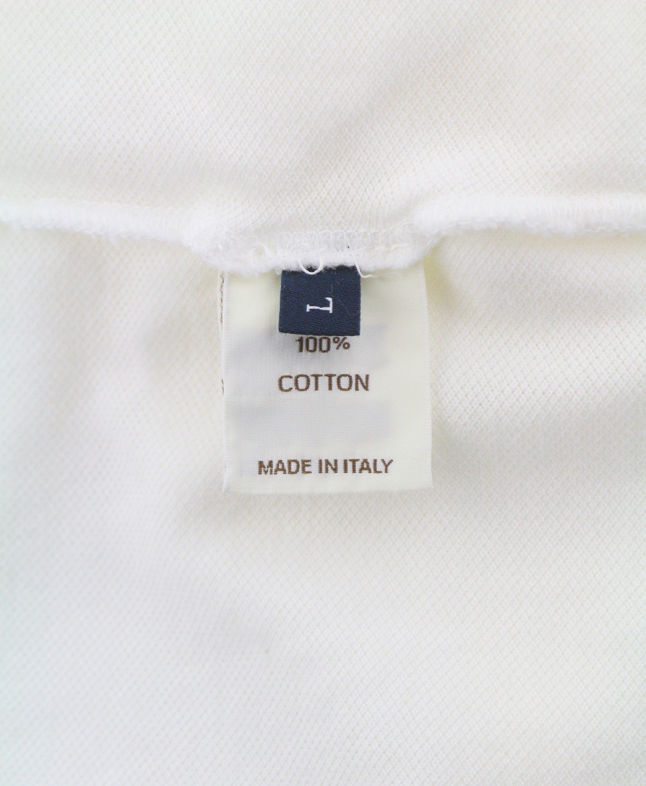 Polos de algodón blancos