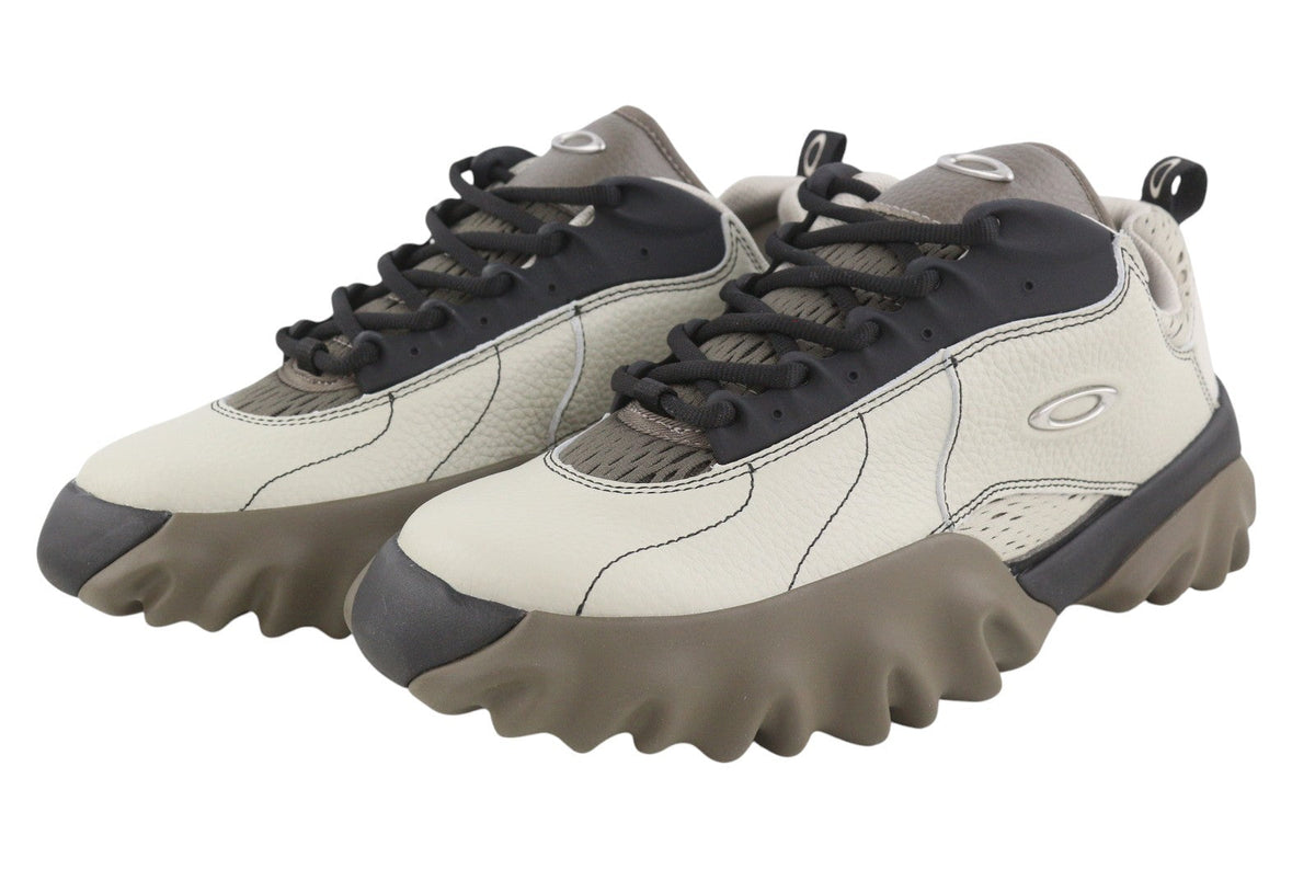 Boots X Oakley Factory Team Chop Saw