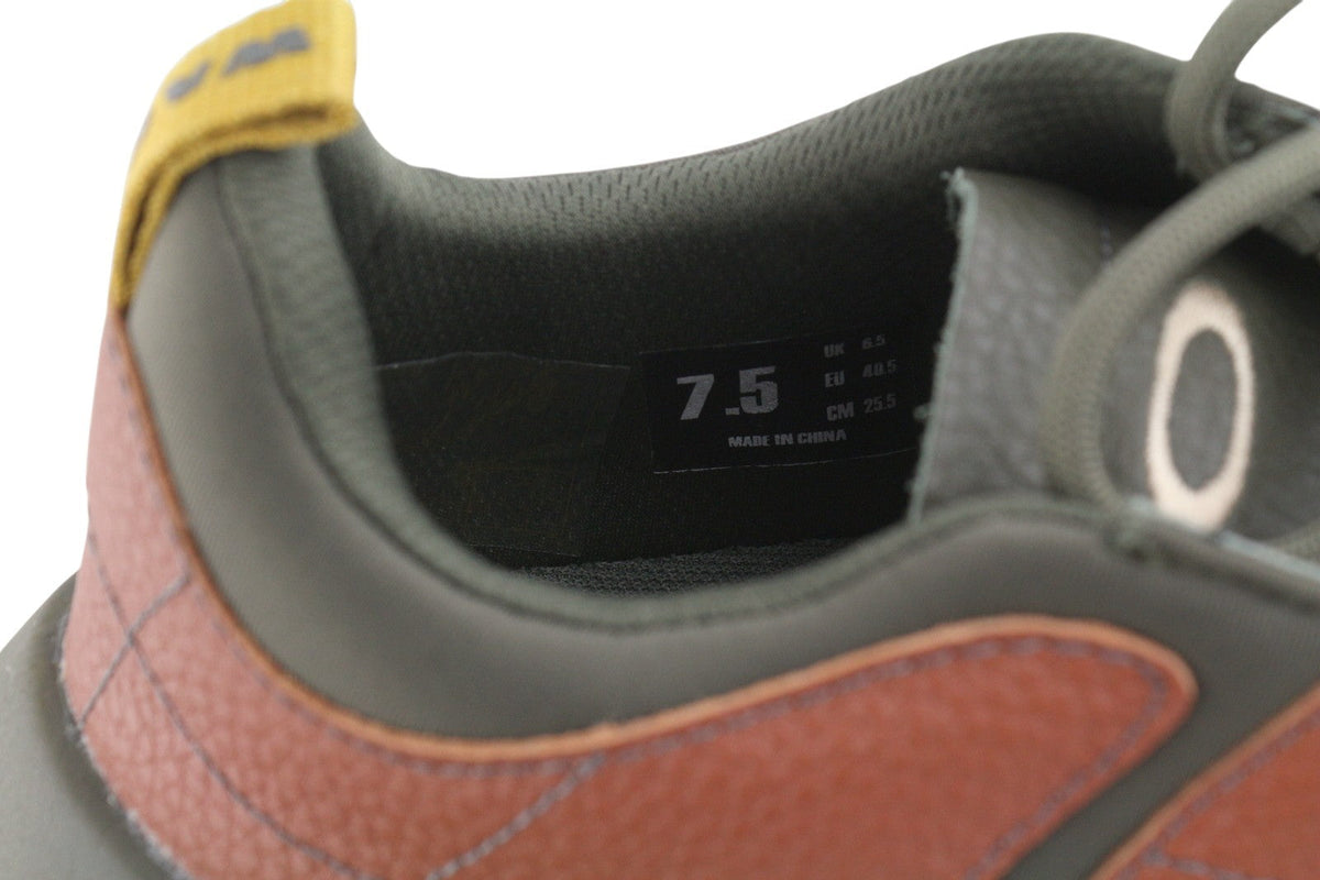 Boots X Oakley Factory Team Flesh Warp
