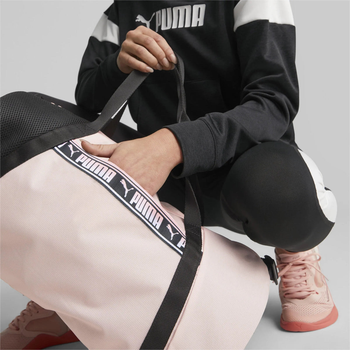 Puma Wmns At Essentials Barrel Bag 25ltr Rose Dust Pink
