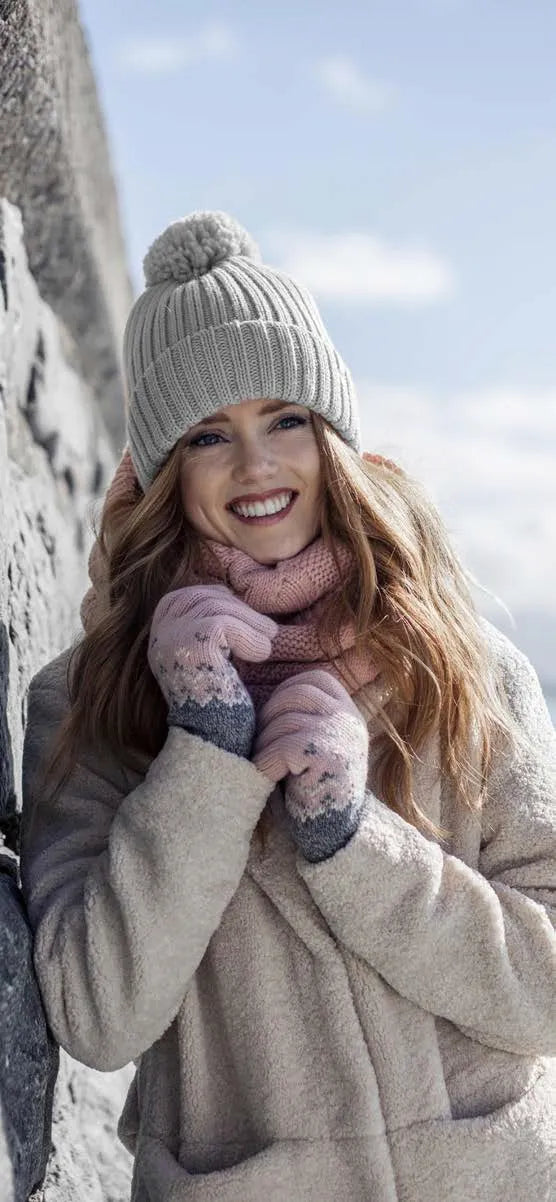 Gorro de invierno para mujer heatholders arden gris claro