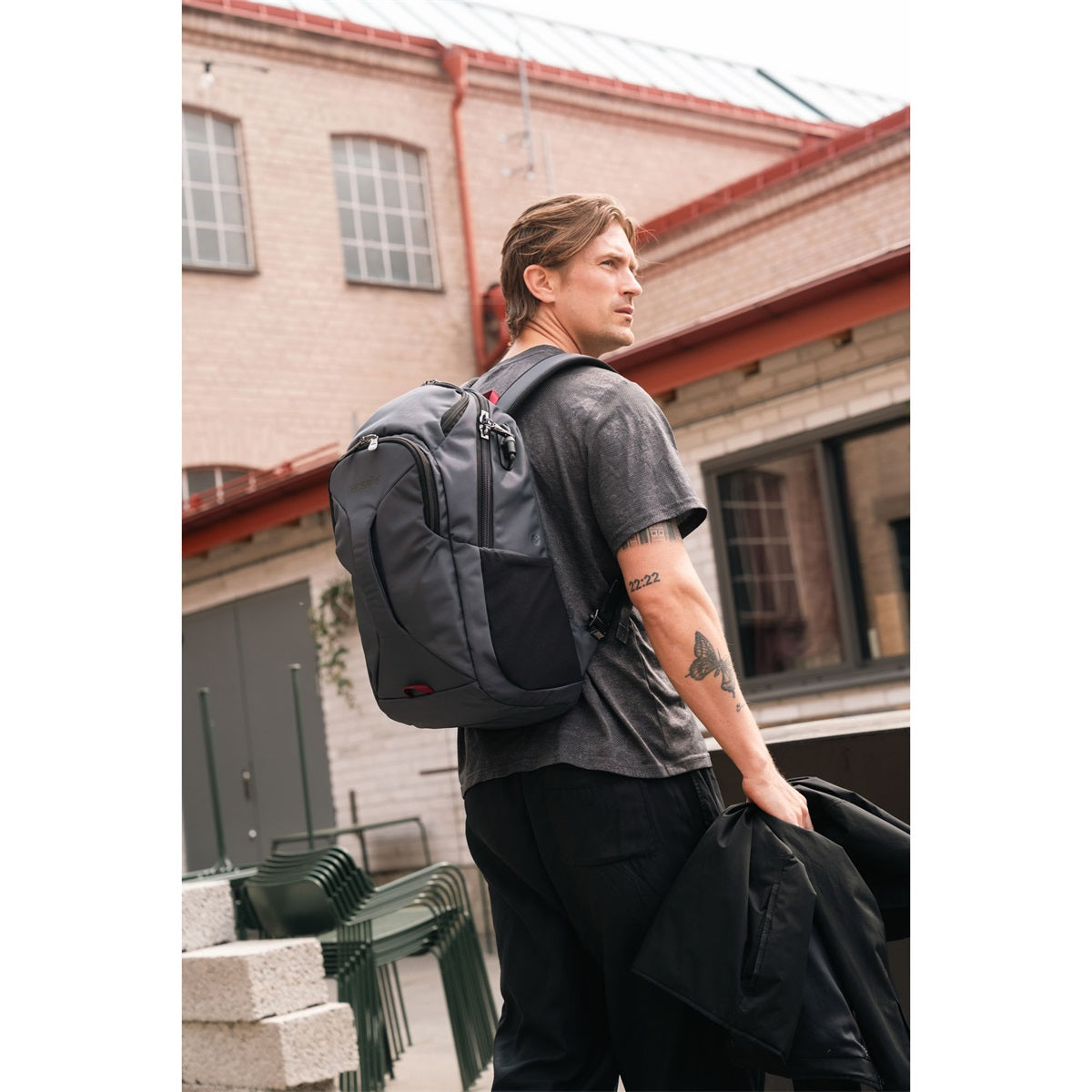 Pacsafe Exp 28l Backpack Slate