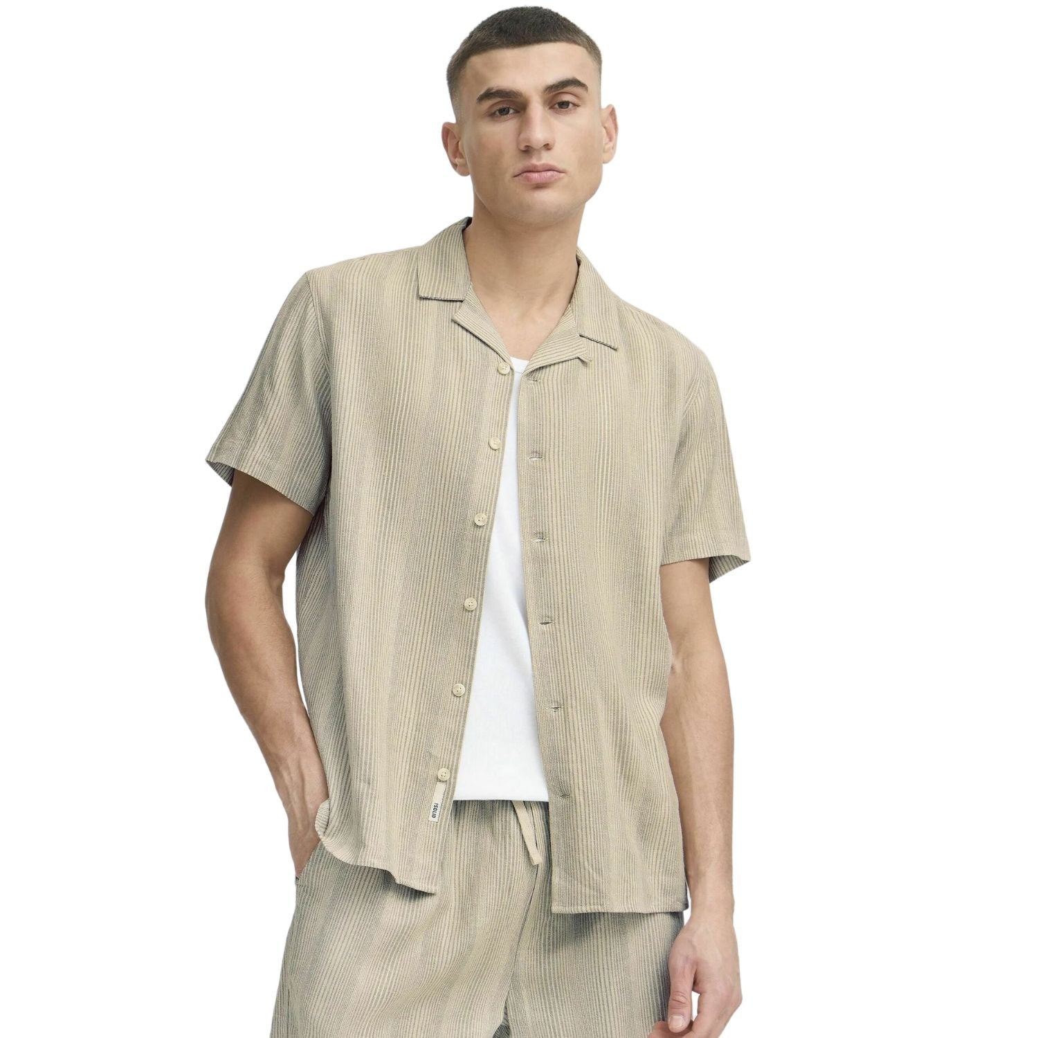 Solid Men's Shirt