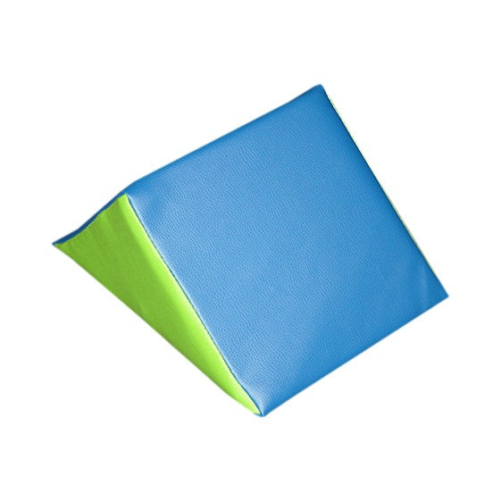 Figura mini triangolo di 25x25x25cm