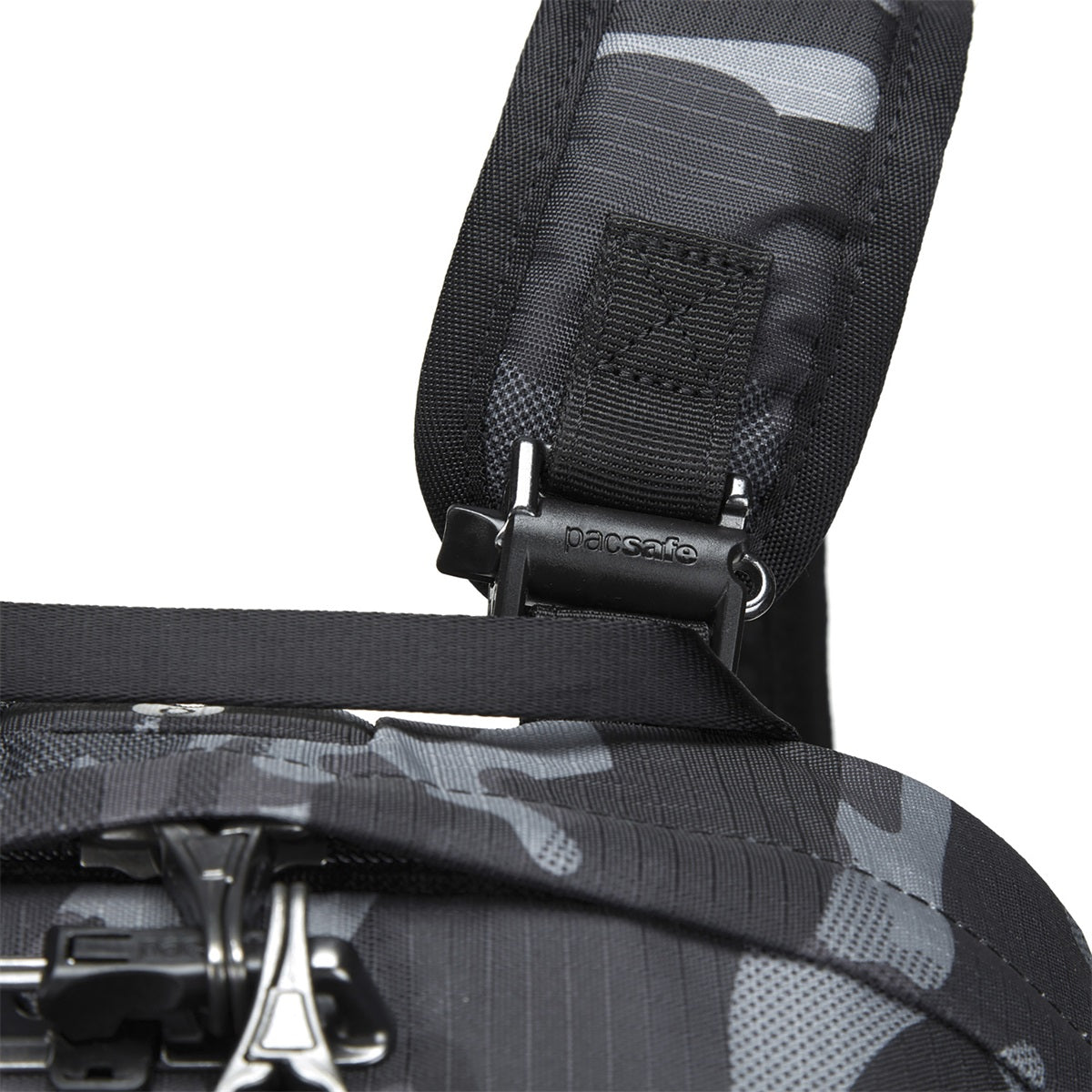 Pacsafe Vibe 25 Backpack Camo