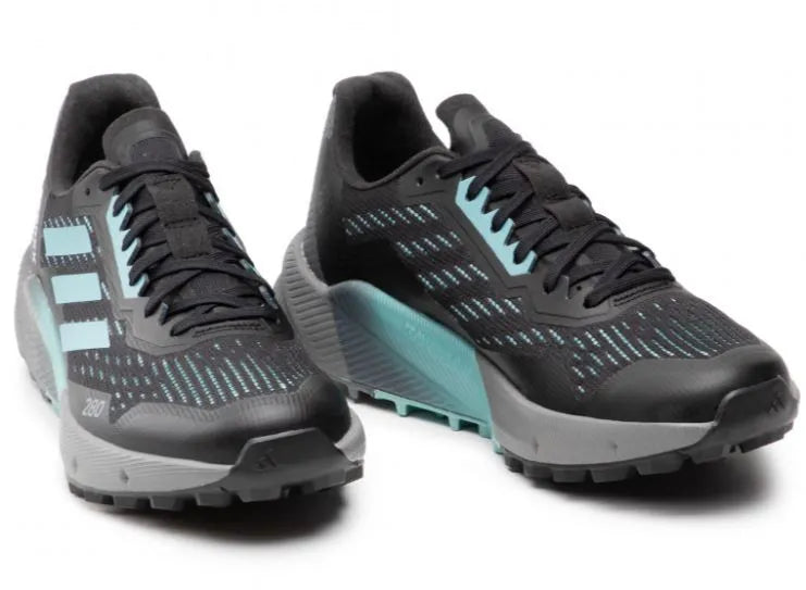 Scarpe da esterno da donna Adidas Wms Terrex Agravic Flow nere