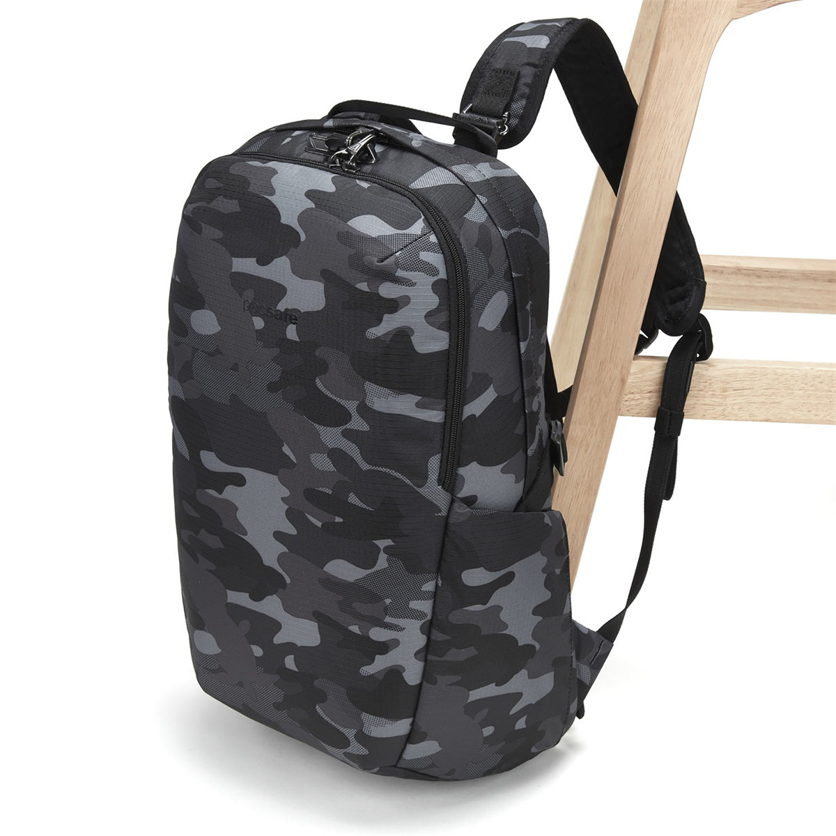 Pacsafe Vibe 25 Backpack Camo