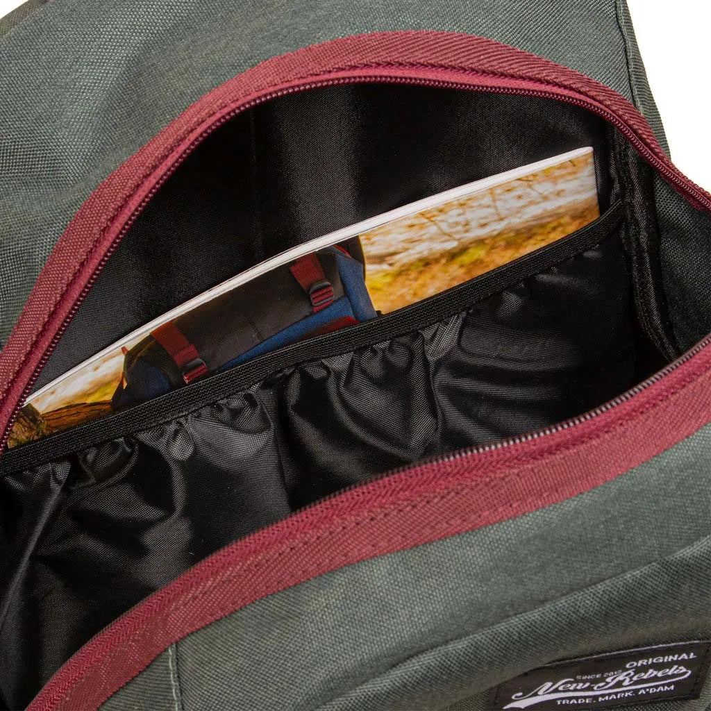 Batoh New Rebels Andes Front Zip Green 25l Green