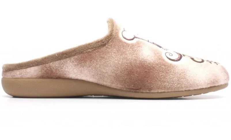 Bróigíní bhFear Gema Cook Brown