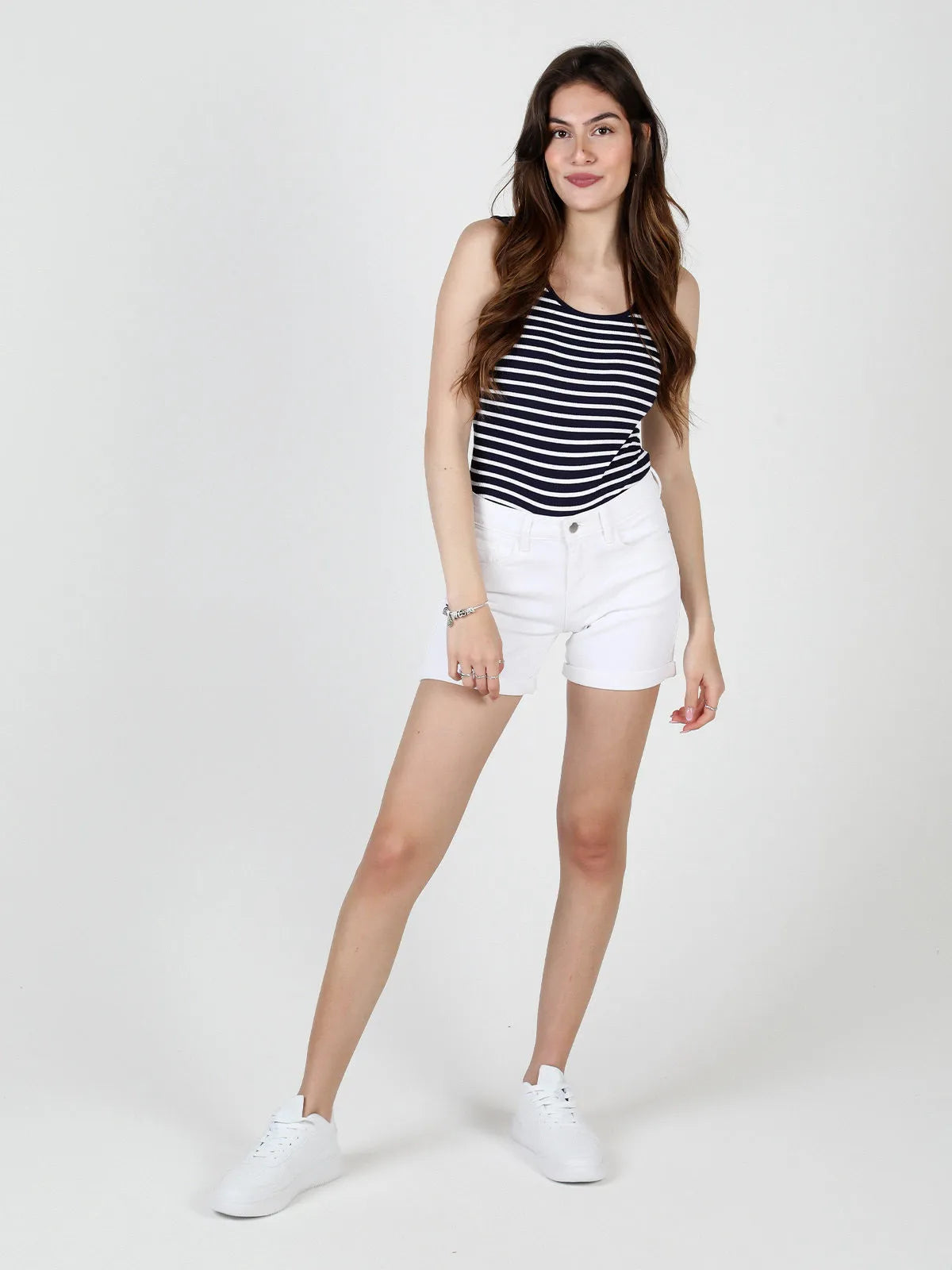 Pantaloni scurți de damă rep. poporului. tammy alb alb 42